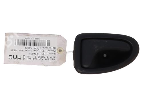 Maneta interior trasera derecha Maneta interior trasera derecha RENAULT CLIO II (BB_, CB_) [1998-2016] 39735229 39735229