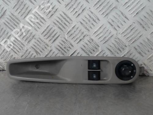 Used Switch RENAULT ZOE (BFM_) ZOE (92 hp) 23834715
