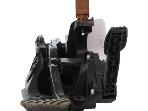 Used Pedal Pedal RENAULT SCENIC E-TECH PHASE I EV87 (218 hp) 28332131 28332131