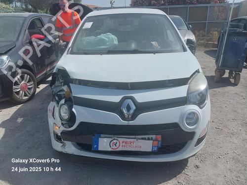Brugte RENAULT TWINGO II (CN0_) 1.2 16V (CN04, CN0B) (75 hp) 4226666