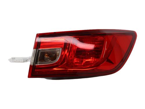 right-taillight-renault-clio-iv-bh_-2012-2013-2014-2015-2016-2017-2018-2019-2020-2021-32440443 main image