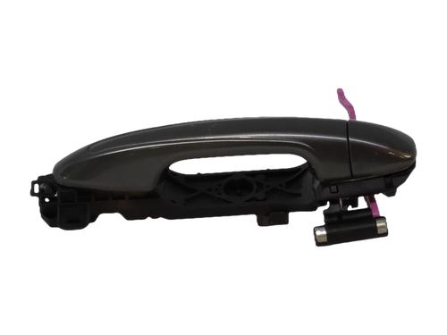 rear-right-exterior-door-handle-toyota-rav-4-iv-_a4_-2012-2013-2014-2015-2016-2017-2018-2019-37716287 main image