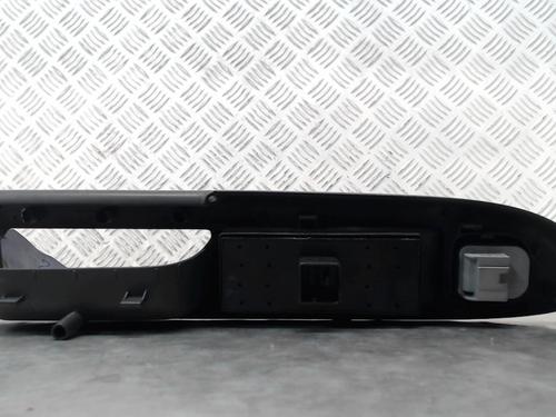 Used Left front window switch Left front window switch VW GOLF PLUS V (5M1, 521) 2.0 TDI (136 hp) 23834198 23834198