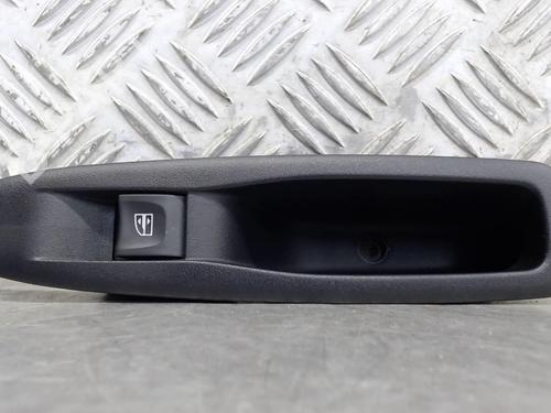 Used Left rear window switch RENAULT ZOE (BFM_) ZOE (BFMC, BFMD) (136 hp) 23834135