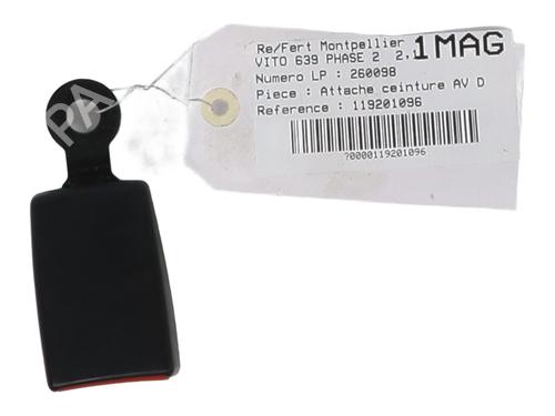 Used Seat buckle MERCEDES-BENZ VITO / MIXTO Van (W639) 113 CDI (639.601, 639.603, 639.605) (136 hp) 32060721