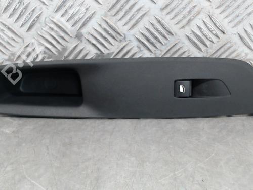Used Right front window switch Right front window switch OPEL MOKKA 1.2 (76) (131 hp) 23834935 23834935