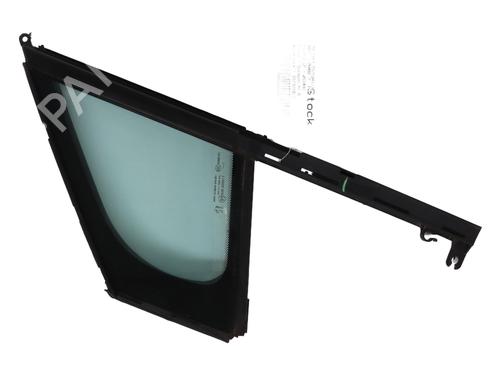 Used Front left quarter glass Front left quarter glass PEUGEOT 5008 (0U_, 0E_) 1.6 HDi (114 hp) 32855231 32855231