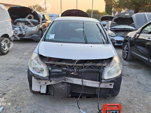 Used Parts RENAULT CLIO III (BR0/1, CR0/1) 1.5 dCi (BR17, CR17) (86 hp) 4236822