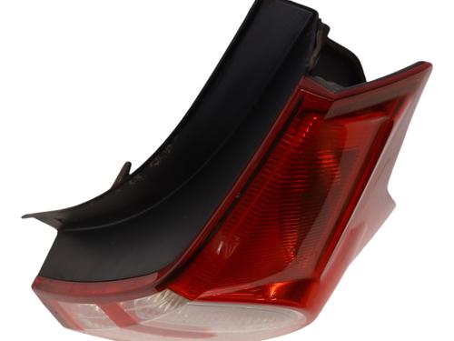 right-taillight-dacia-sandero-2008-36441685 main image