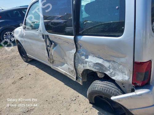 Faro derecho CITROËN BERLINGO / BERLINGO FIRST Box Body/MPV (M_) 2.0 HDI 90 (MBRHY, MCRHY) | BP28457046C29 