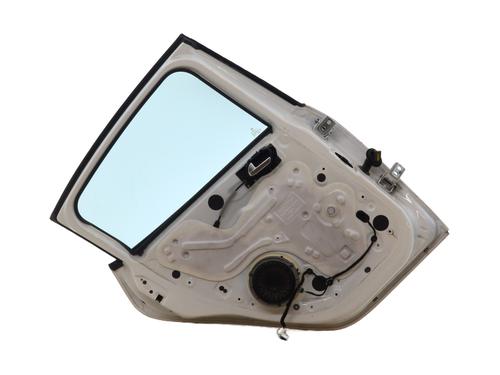 Left rear door PEUGEOT 208 I (CA_, CC_) 1.6 HDi / BlueHDi 75 | BP32114919C4