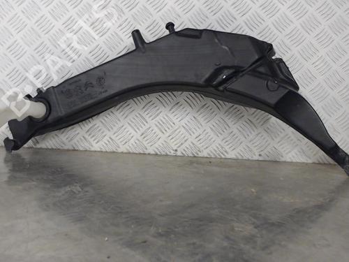 Windscreen washer tank PEUGEOT 308 II (LB_, LP_, LW_, LH_, L3_) 1.5 BlueHDi 130 | BP23057752C113