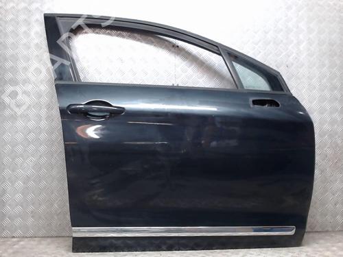 Used Right front door Right front door 23054388 23054388