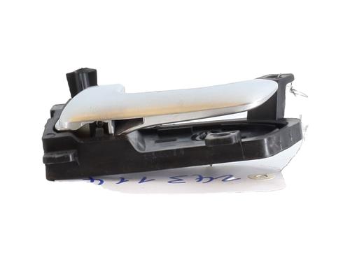 Used Front left interior door handle KIA SPORTAGE III (SL) 2.0 CRDi AWD (136 hp) 28091881