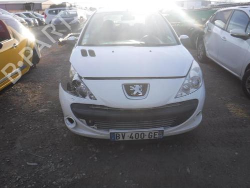 Left mirror PEUGEOT 206+ (2L_, 2M_) 1.4 HDi eco 70 | BP23059749C26