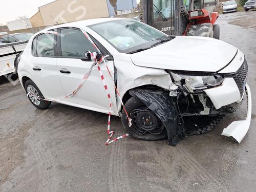 Klapa wlewu paliwa PEUGEOT 208 II (UB_, UP_, UW_, UJ_) 1.2 PureTech 75 | BP28457203C131