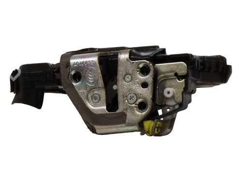 front-left-lock-toyota-rav-4-iii-_a3_-2005-2006-2007-2008-2009-2010-2011-2012-2013-2014-34356522 main image