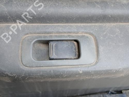 Used Right front window switch Right front window switch 39546161 39546161