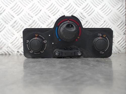 Used Climate control Climate control RENAULT CLIO III (BR0/1, CR0/1) 1.2 16V (BR02, BR0J, BR11, CR02, CR0J, CR11) (75 hp) 23054450 23054450