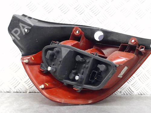 Farolim direito Farolim direito RENAULT CLIO III (BR0/1, CR0/1) 1.5 dCi (BR17, CR17) (86 hp) 23055090 23055090