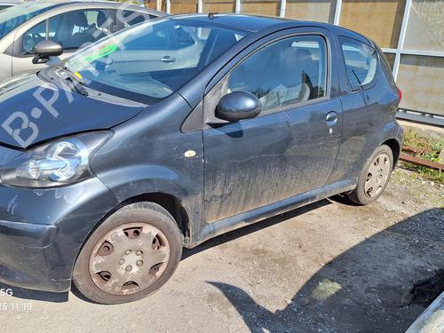 Used Parts TOYOTA AYGO (_B1_) 1.0 (KGB10_, KGB10R) (68 hp) 4361457