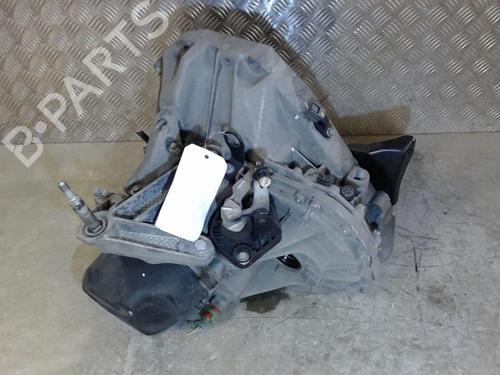 Used Gearbox Gearbox RENAULT CLIO III Hatchback Van (SB_, SR_) [2005-2026] 33325624 33325624