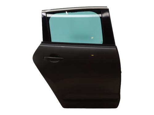 Używane Drzwi tylne prawe PEUGEOT 3008 I MPV (0U_) 1.6 HDi (114 hp) 30862398