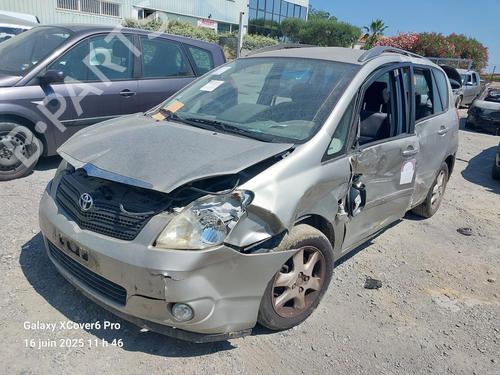 Brugte TOYOTA COROLLA Verso (_E12_) 2.0 D-4D (CDE120_, CDE120R) (90 hp) 4187987