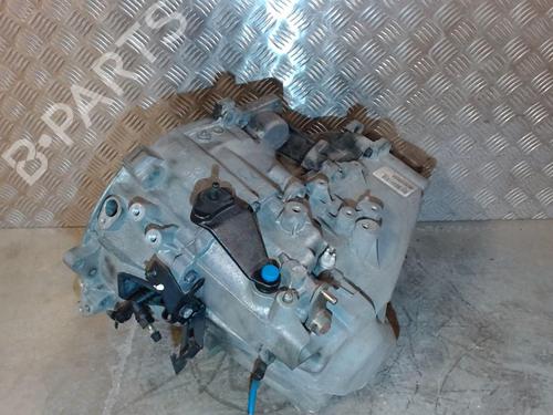 Used Gearbox VOLVO V40 Estate (645) 1.9 DI (115 hp) 23055034