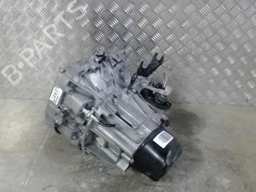 Used Gearbox RENAULT CLIO III (BR0/1, CR0/1) 1.2 16V (BR02, BR0J, BR11, CR02, CR0J, CR11) (75 hp) 23057257