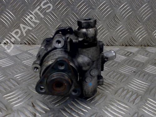 Used Vacuum pump AUDI A4 B7 Avant (8ED) 1.9 TDI (116 hp) 23058092