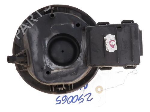 fuel-flap-renault-megane-iii-hatchback-bz01_-b3_-2008-28091876 main image