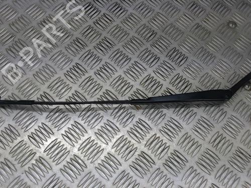 Used Front windshield wiper arm AUDI A3 (8V1, 8VK) 2.0 TDI (150 hp) 23055759