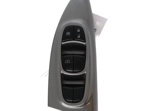 Used Left front window switch NISSAN JUKE (F15) 1.5 dCi (110 hp) 23832741