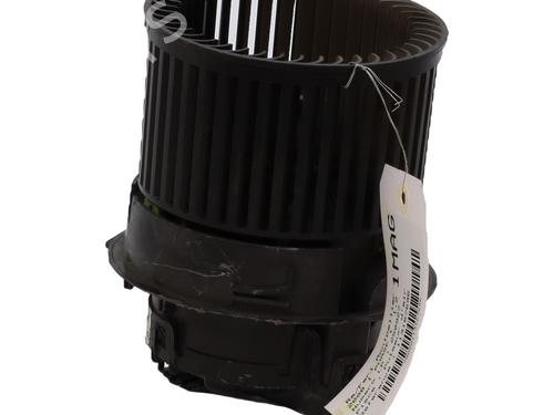 Heater blower motor PEUGEOT 2008 I (CU_) 1.2 THP 110 / PureTech 110 | BP29449998M62 