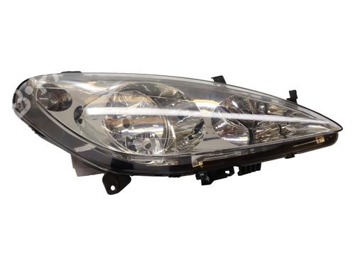 Used Right headlight PEUGEOT 307 Break (3E) 2.0 HDI 110 (107 hp) 32422316