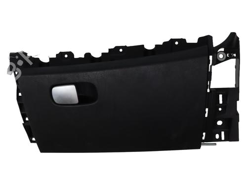 glove-box-fiat-500l-351_-352_-2012-32681629 main image