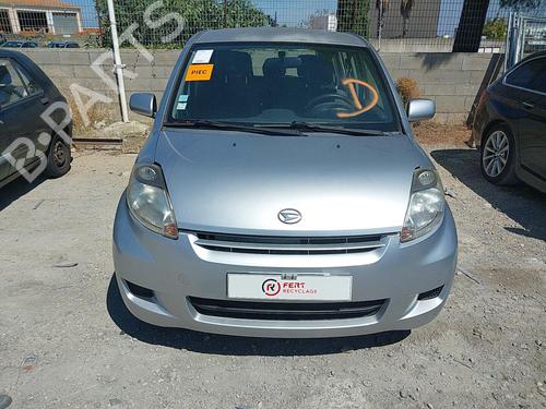 Brugte DAIHATSU SIRION (M3_) 1.0 (M300) (70 hp) 2211057