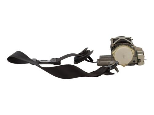 front-left-seatbelt-citroen-c4-cactus-2014-37250458 main image