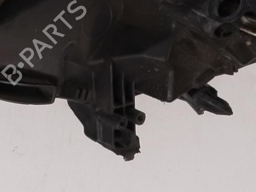 right-headlight-renault-megane-iv-hatchback-b9amn_-2015-30970233 main image