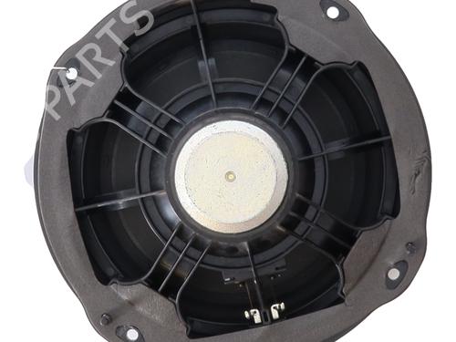 speaker-audi-q2-gab-gag-2016-28091477 main image