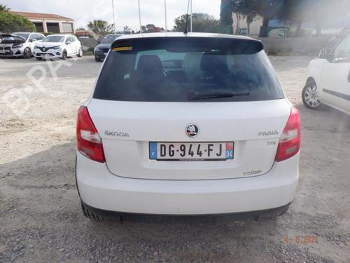 Headlight switch SKODA FABIA II (542) 1.2 TSI | BP23059788I24 - Image 13