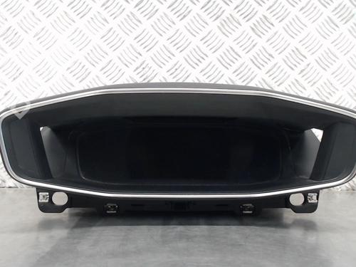 Used Instrument cluster PEUGEOT 2008 II (UD_, US_, UY_, UJ_, UR_, UC_) 1.5 BlueHDI 130 (131 hp) 23054774