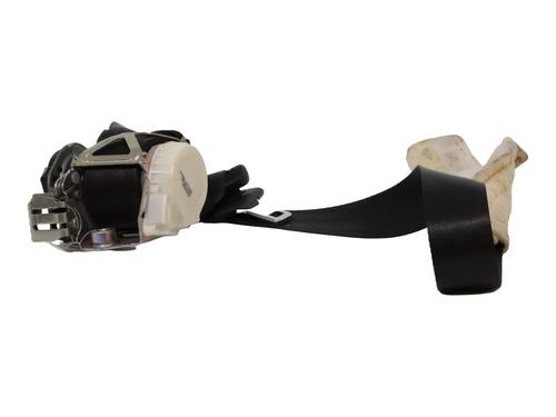 front-right-seatbelt-fiat-500-312_-2007-30862144 main image