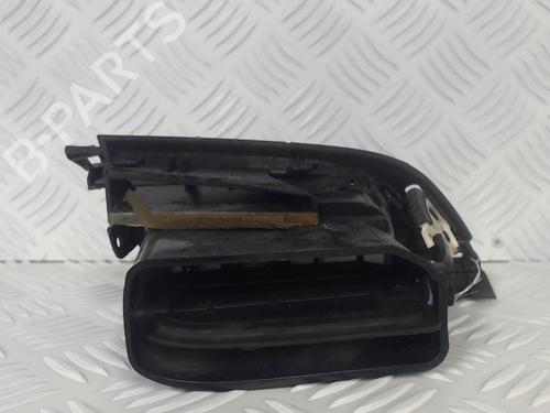 Used Air vent Air vent 23057933 23057933