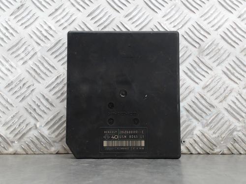 Used Fuse box RENAULT MEGANE III Hatchback (BZ0/1_, B3_) 1.5 dCi (106 hp) 23058761