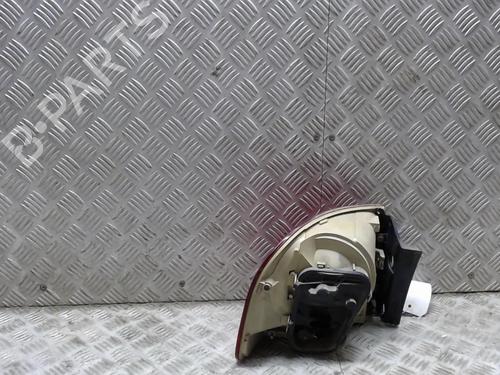 Used Right taillight VW TOUAREG (7LA, 7L6, 7L7) 2.5 R5 TDI (174 hp) 23054835