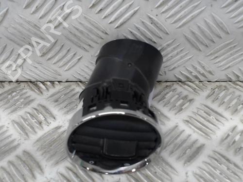 Used Air vent Air vent PEUGEOT 308 I (4A_, 4C_) 1.6 HDi (92 hp) 33457960 33457960