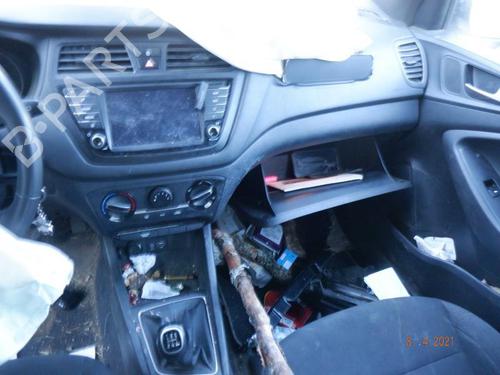 Left front window switch HYUNDAI i20 II (GB, IB) 1.2 | BP23059893I27 - Image 10