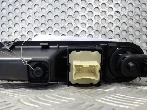 Used Switch RENAULT TWINGO III (BCM_, BCA_) 0.9 TCe 90 (BCM9, BCM2) (90 hp) 23055668